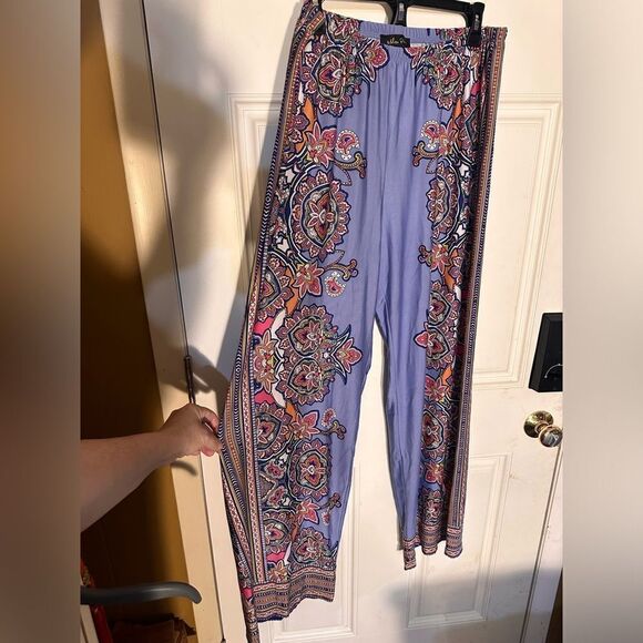 Melissa‎ Paige pants - XL - Paisley - lavender - Picture 1 of 5